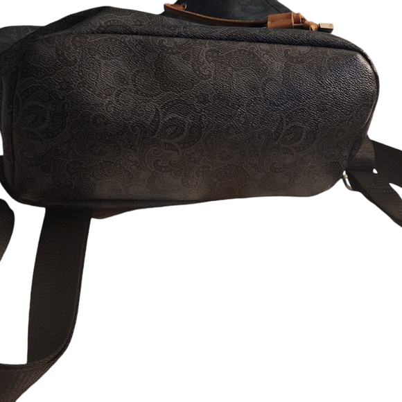 Robert Graham Paisley Unisex Backpack - Picture 10 of 13